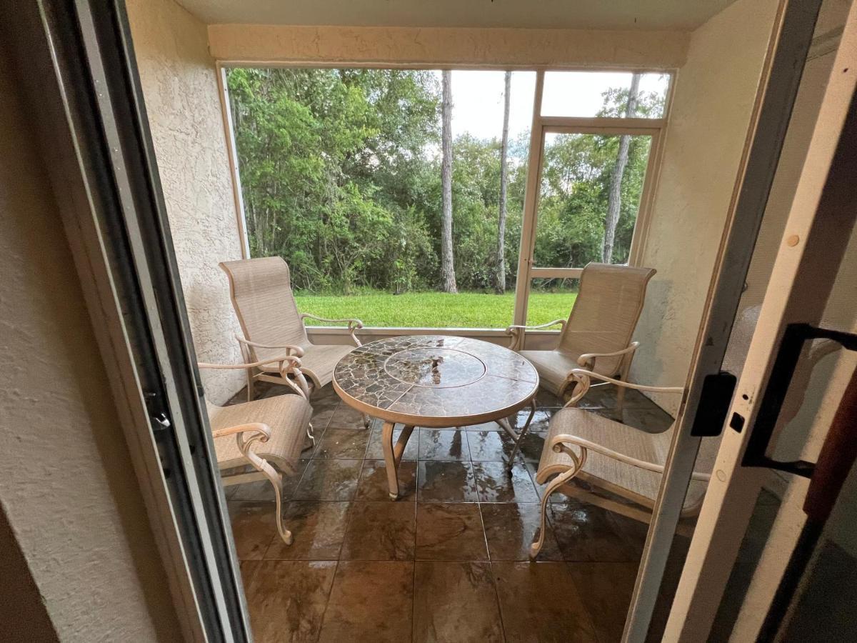 Upscale Long Stay -King Bed - Pool - Wifi - Tampa Palms - Moffitt - Gated - Pets Ok - In New Tampa By Hunters Green - Live Oak - Cory Lake Isles Area -1 Exterior photo